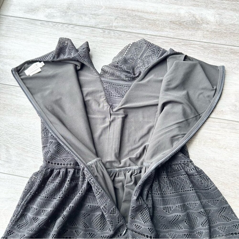 Molly Bracken Ruffles Sleeveless Lace Dress - Picture 13 of 13